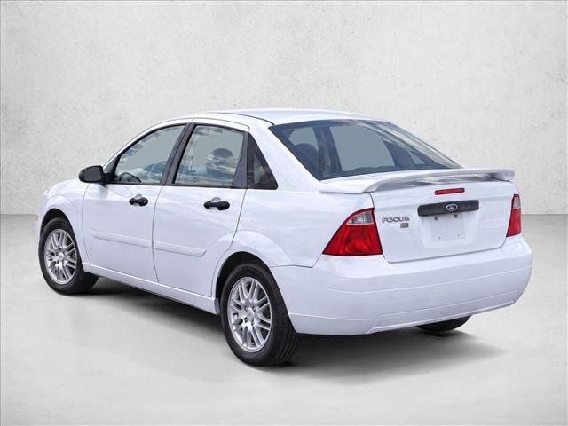 Used 2007 Ford Focus S FWD image 25