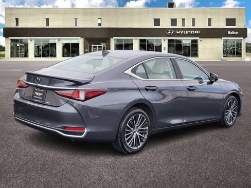 Used 2022 Lexus ES 250 w/ Premium Package image 3