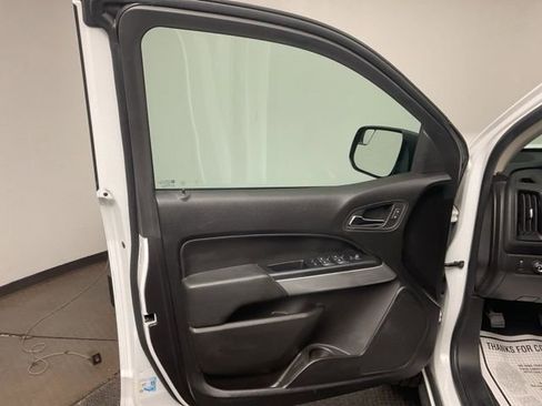 Used 2018 Chevrolet Colorado LT w/ Redline Special Edition image 10