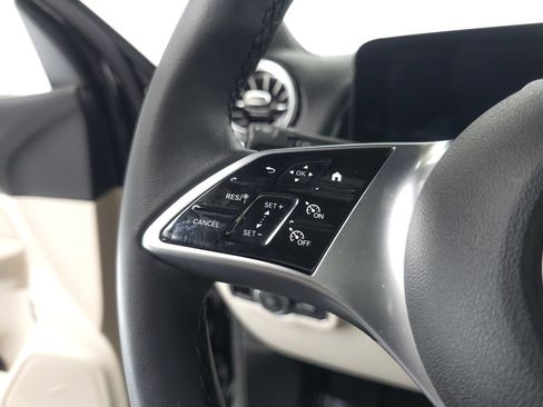 Certified 2026 Mercedes-Benz GLB 250 4MATIC image 10