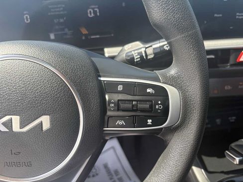 Used 2026 Kia K5 LXS FWD image 22