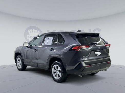 Used 2024 Toyota RAV4 LE AWD/4WD image 18