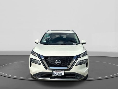 Used 2023 Nissan Rogue SL w/ SL Premium Package FWD image 3