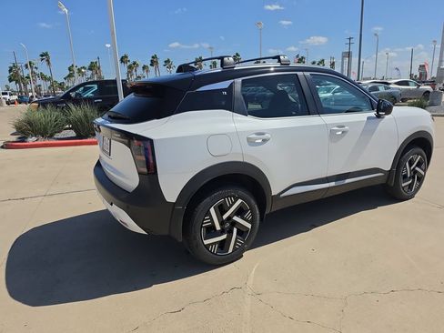 New 2026 Nissan Kicks SV w/ Cold Weather Package FWD image 6