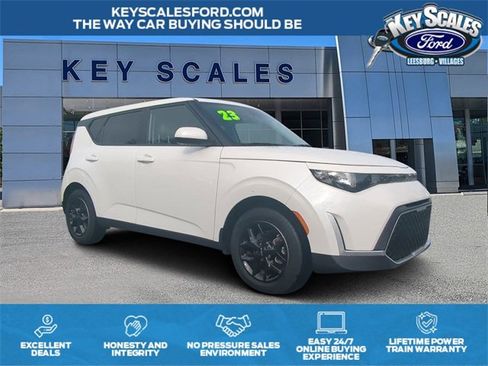 Used 2023 Kia Soul LX w/ LX Technology Package image 1