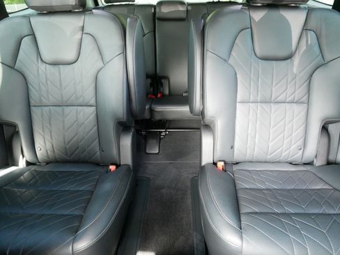 Certified 2025 Kia Telluride SX Prestige X-Line AWD/4WD image 13
