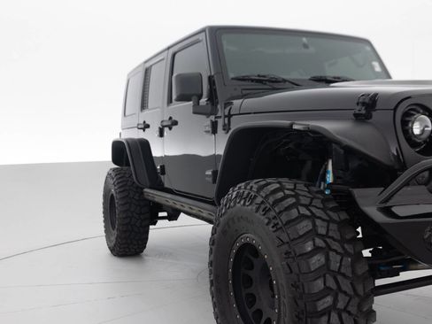 Used 2007 Jeep Wrangler Unlimited Rubicon w/ PWR Convenience Group AWD/4WD image 11