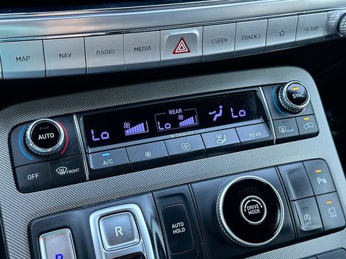 Used 2022 Hyundai Palisade Calligraphy FWD image 19
