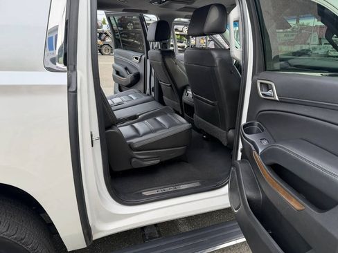 Used 2019 GMC Yukon XL Denali w/ Open Road Package AWD/4WD image 19