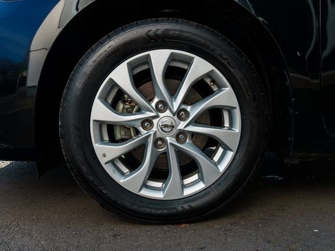 Used 2019 Nissan Sentra SV image 7