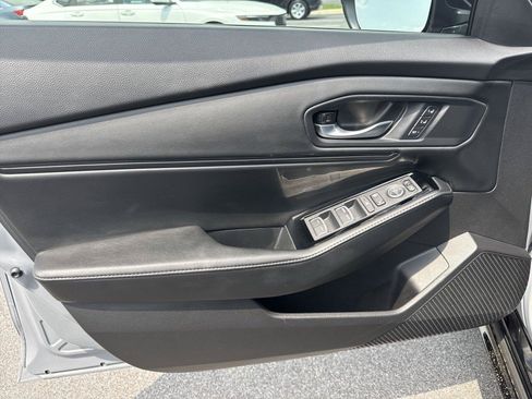 Used 2024 Honda Accord Touring image 12