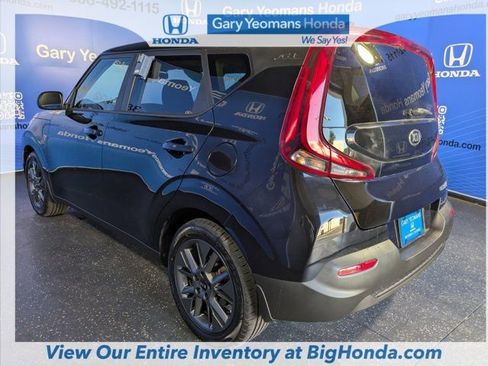 Used 2021 Kia Soul S image 6