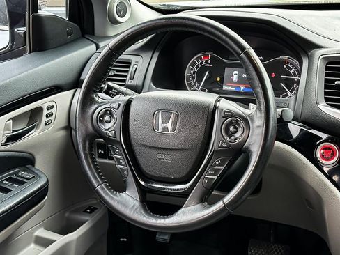 Used 2017 Honda Pilot Elite image 28