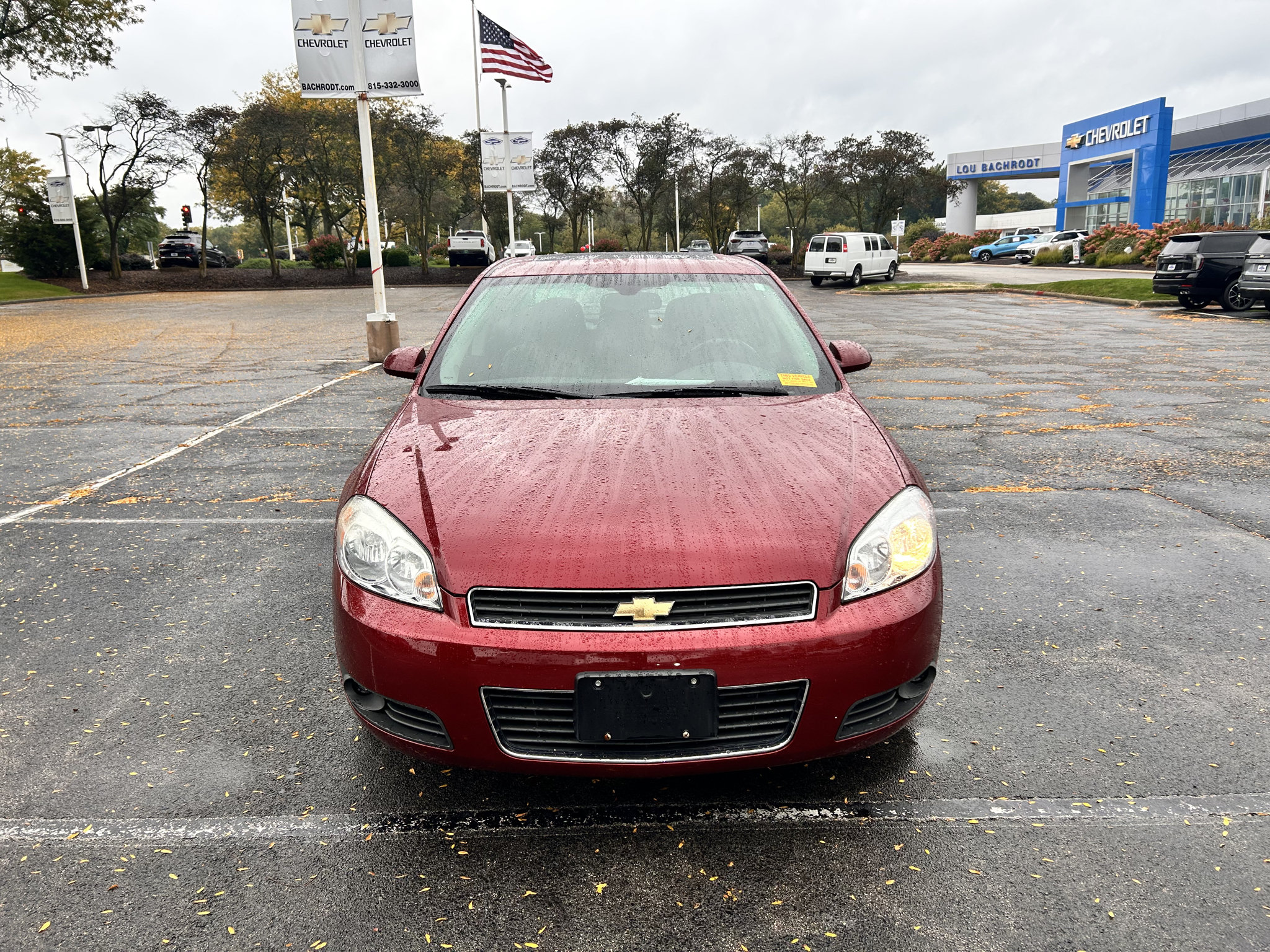 Used 2011 Chevrolet Impala LT w/ Luxury Edition Package FWD image 2