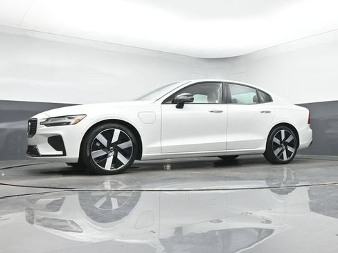Used 2024 Volvo S60 T8 Plus w/ Protection Package Premier AWD/4WD image 33