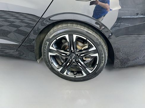 Used 2023 Kia K5 GT-Line AWD/4WD image 31