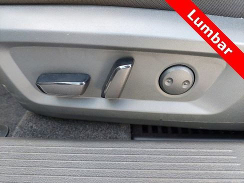 Used 2023 Nissan Rogue SV image 16