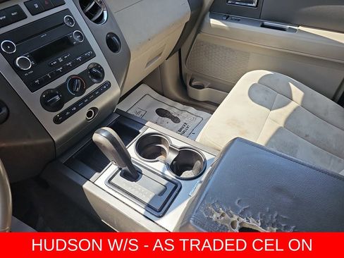 Used 2013 Ford Expedition EL XLT image 25