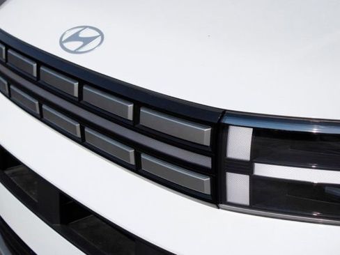 Used 2026 Hyundai Santa Fe SE AWD/4WD image 9