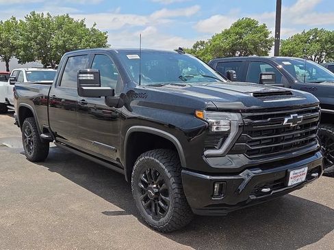 New 2026 Chevrolet Silverado 2500 High Country w/ Midnight Edition AWD/4WD image 5