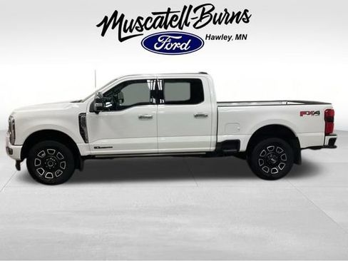 Used 2024 Ford F350 Platinum image 4