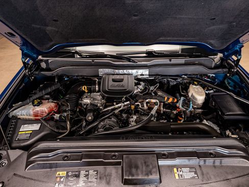 Used 2016 Chevrolet Silverado 2500 High Country w/ Duramax Plus Package image 30