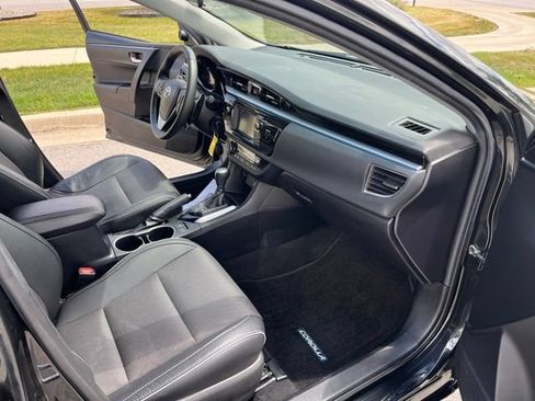 Used 2016 Toyota Corolla S FWD image 21