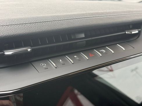 New 2026 Jeep Grand Cherokee L Limited AWD/4WD image 17