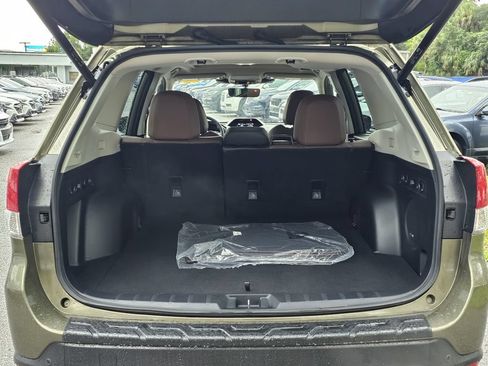 Certified 2023 Subaru Forester Touring AWD/4WD image 9