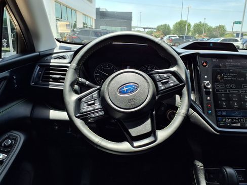 Used 2025 Subaru Ascent Bronze Edition AWD/4WD image 13