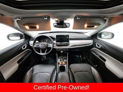 Certified 2022 Jeep Compass Latitude w/ Sun and Sound Group AWD/4WD image 27