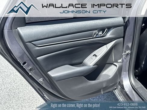 Used 2018 Honda Accord EX image 33