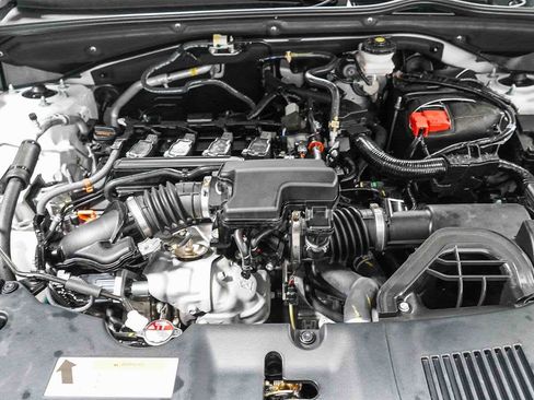 Certified 2025 Acura ADX AWD image 31