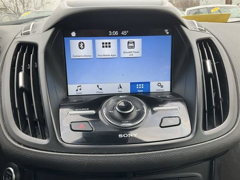 Used 2019 Ford Escape Titanium image 22