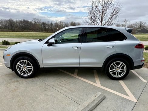 Used 2016 Porsche Cayenne image 5