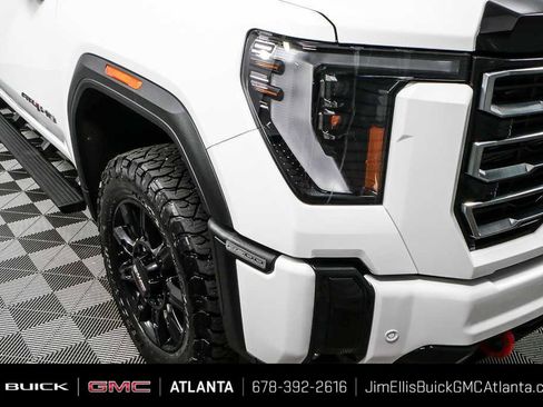 Certified 2025 GMC Sierra 2500 AT4 w/ AT4 Premium Plus Package AWD/4WD image 35