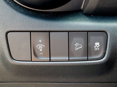 Used 2023 Hyundai Kona SEL AWD/4WD image 52