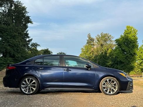 Used 2021 Toyota Corolla XSE w/ Carpet Mat Package (TMS) FWD image 10