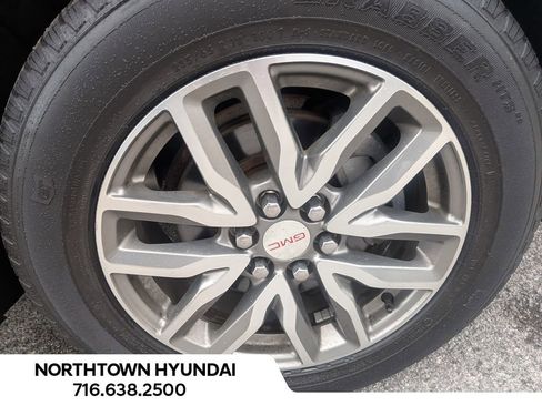 Used 2019 GMC Acadia SLE w/ LPO, Floor Liner Package AWD/4WD image 47