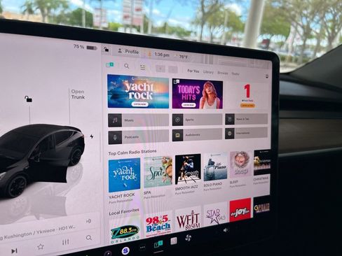 Used 2023 Tesla Model Y Long Range image 51