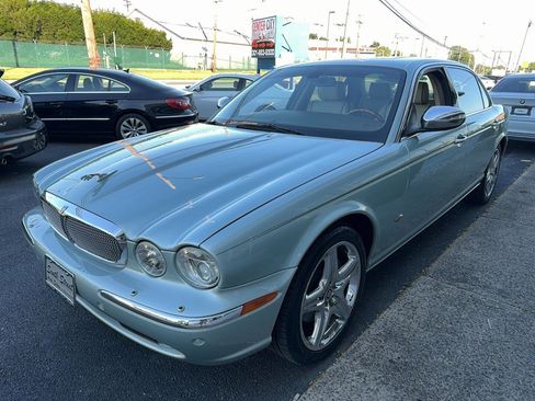 Used 2007 Jaguar XJ8 L RWD image 5