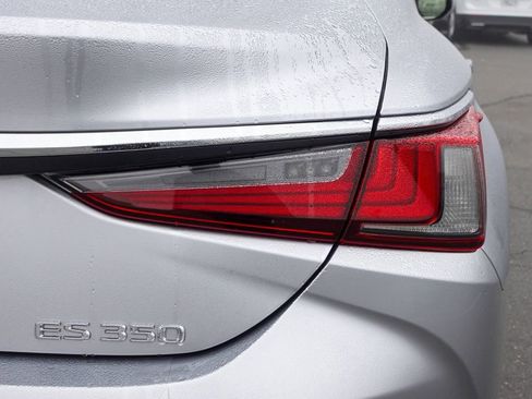 Used 2022 Lexus ES 350 image 6