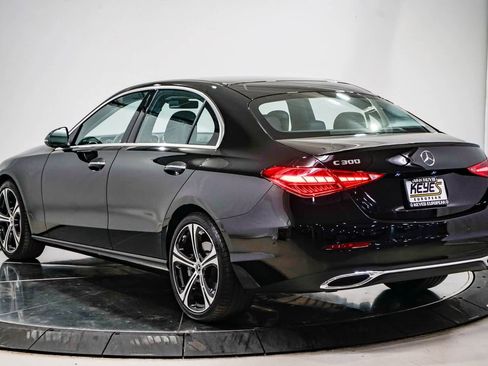 Used 2025 Mercedes-Benz C 300 Sedan image 2