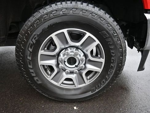 Used 2024 Ford F350 Lariat w/ Lariat Ultimate Package image 13