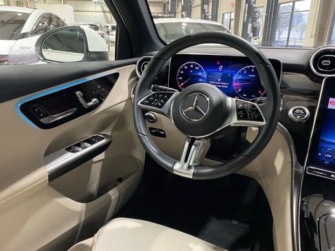 Certified 2025 Mercedes-Benz GLC 300 4MATIC image 3