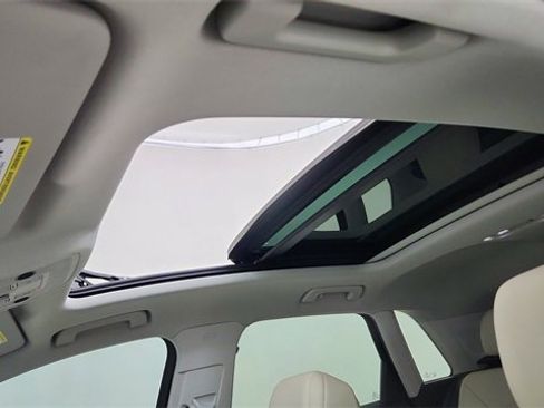 Used 2024 Audi Q3 2.0T Premium Plus image 55