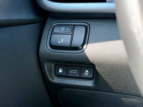 Used 2018 Kia Optima S w/ Panoramic Sunroof Package image 30