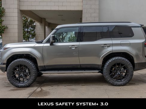 Used 2026 Lexus GX 550 AWD/4WD image 6