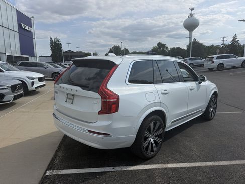 Used 2024 Volvo XC90 T8 Ultimate w/ Protection Package Premier AWD/4WD image 4