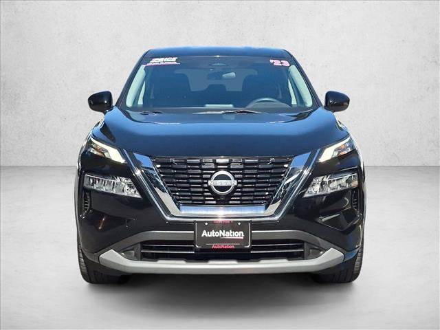 Used 2023 Nissan Rogue SV AWD/4WD image 2